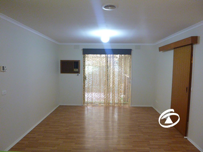 26 Meadow Wood Walk, Narre Warren VIC 3805