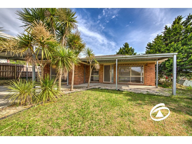 42 Michelle Drive, Hampton Park VIC 3976