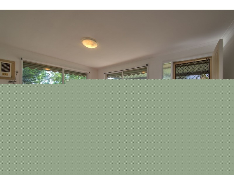 42 Michelle Drive, Hampton Park VIC 3976