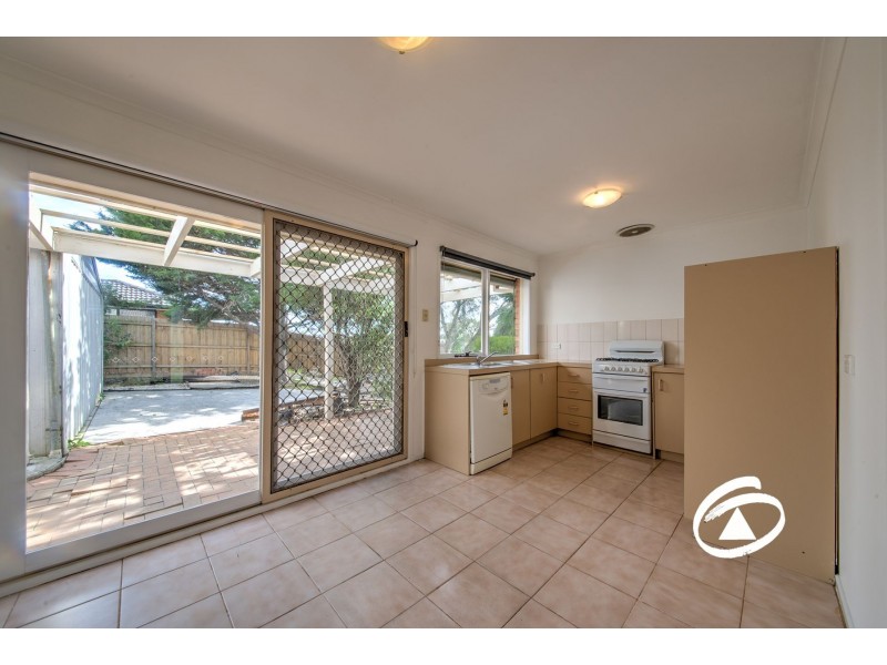 42 Michelle Drive, Hampton Park VIC 3976