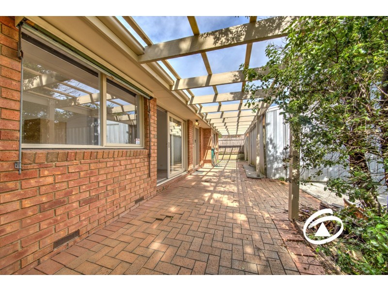42 Michelle Drive, Hampton Park VIC 3976