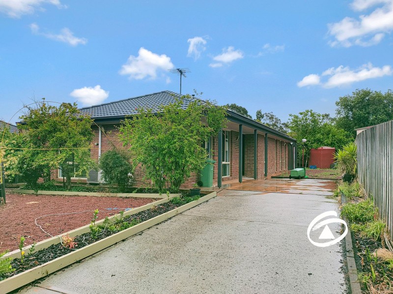 11 Swamp Gum Close, Pakenham VIC 3810