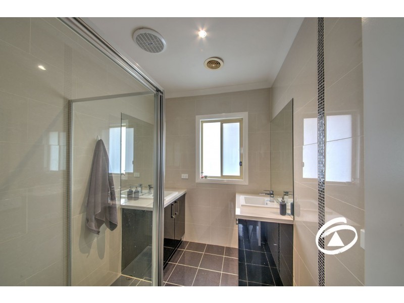 12 Branton Drive, Hampton Park VIC 3976