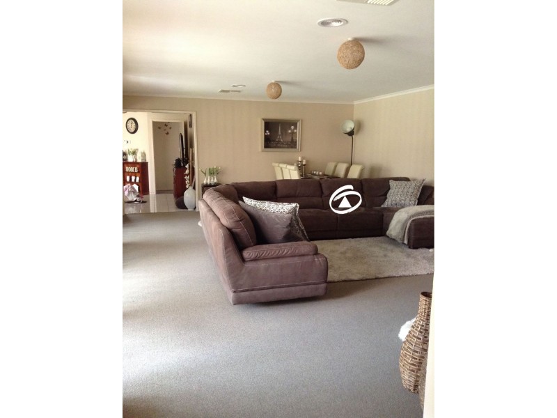 84 Saffron Drive, Narre Warren VIC 3805