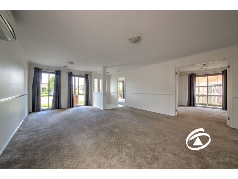 16 Dunmera Crescent, Narre Warren South VIC 3805