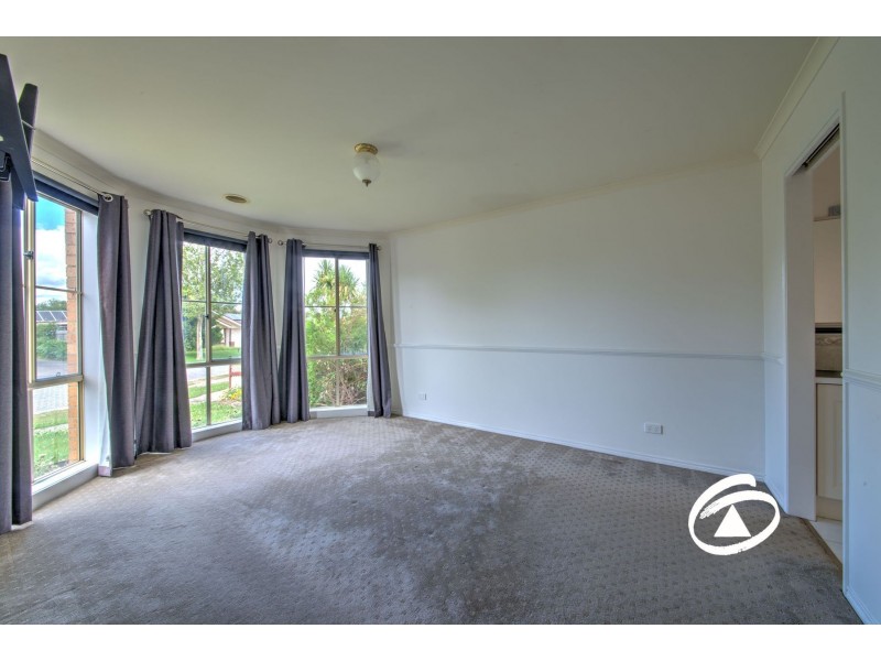 16 Dunmera Crescent, Narre Warren South VIC 3805
