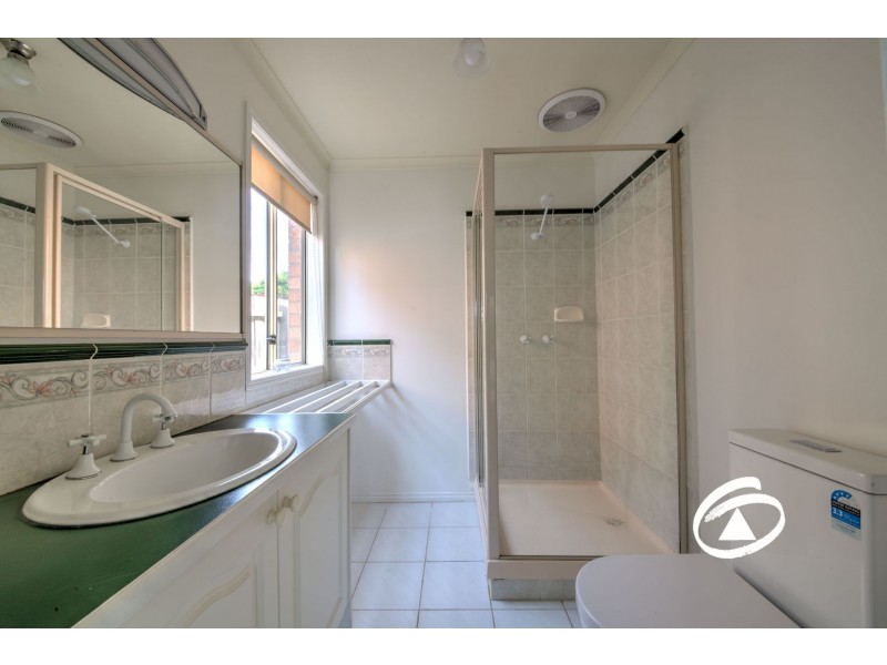 16 Dunmera Crescent, Narre Warren South VIC 3805