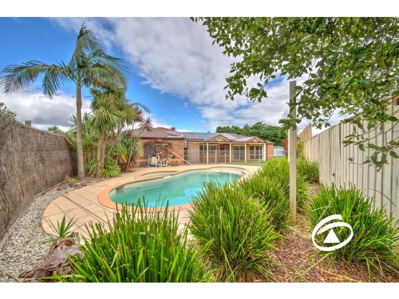 16 Dunmera Crescent, Narre Warren South VIC 3805