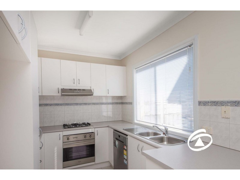 15 Margie Square, Narre Warren South VIC 3805
