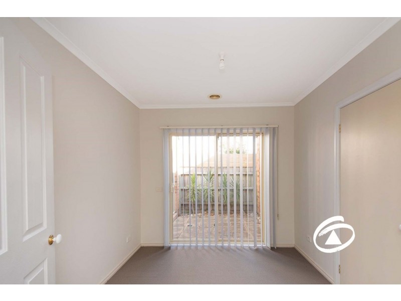 15 Margie Square, Narre Warren South VIC 3805