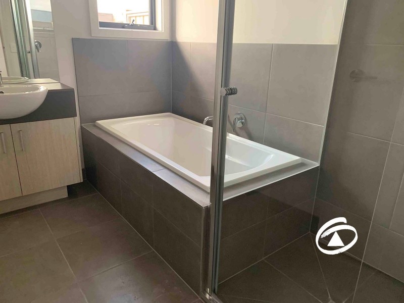 54 Leeson Street, Officer South VIC 3809