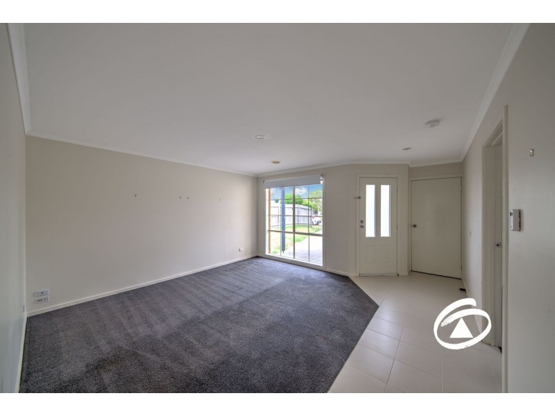 4 Norma Close, Narre Warren South VIC 3805