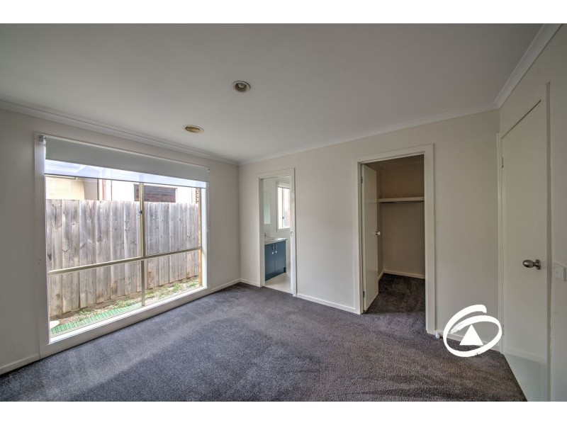 4 Norma Close, Narre Warren South VIC 3805