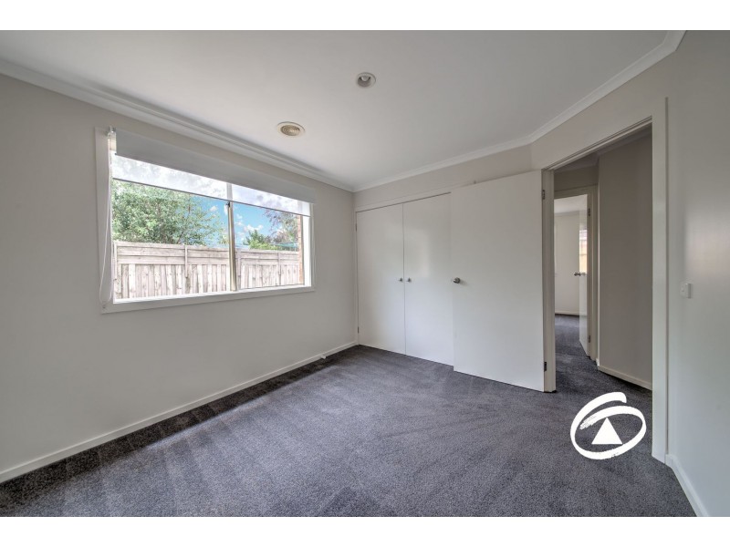 4 Norma Close, Narre Warren South VIC 3805