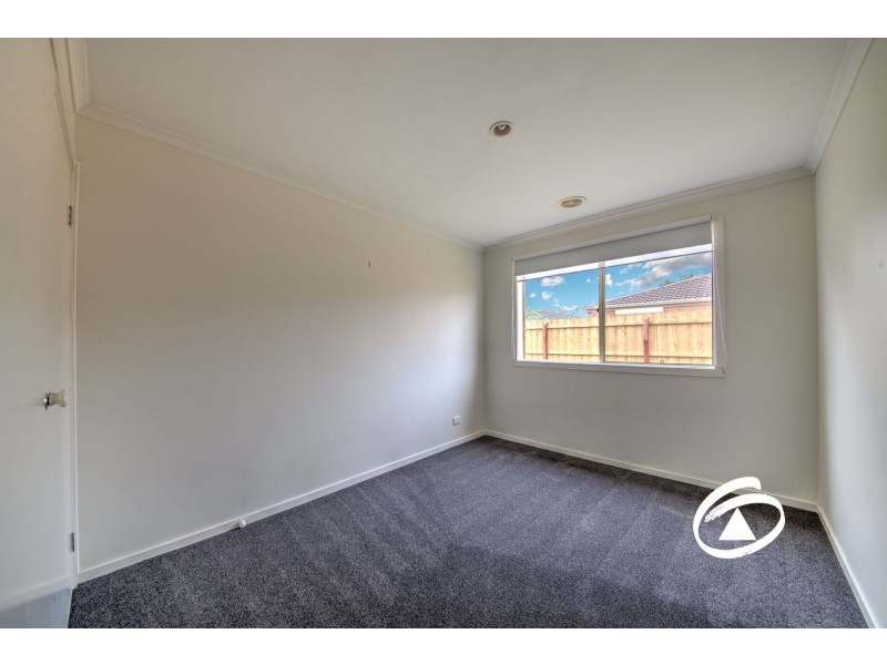 4 Norma Close, Narre Warren South VIC 3805