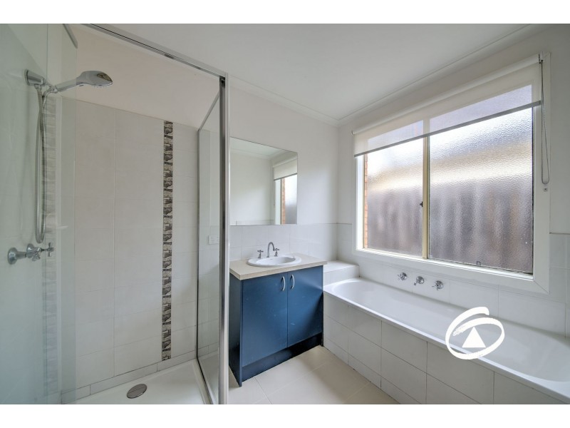 4 Norma Close, Narre Warren South VIC 3805