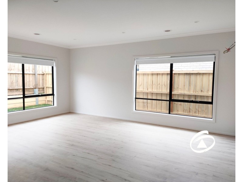 25 Cotswold Crescent, Officer VIC 3809