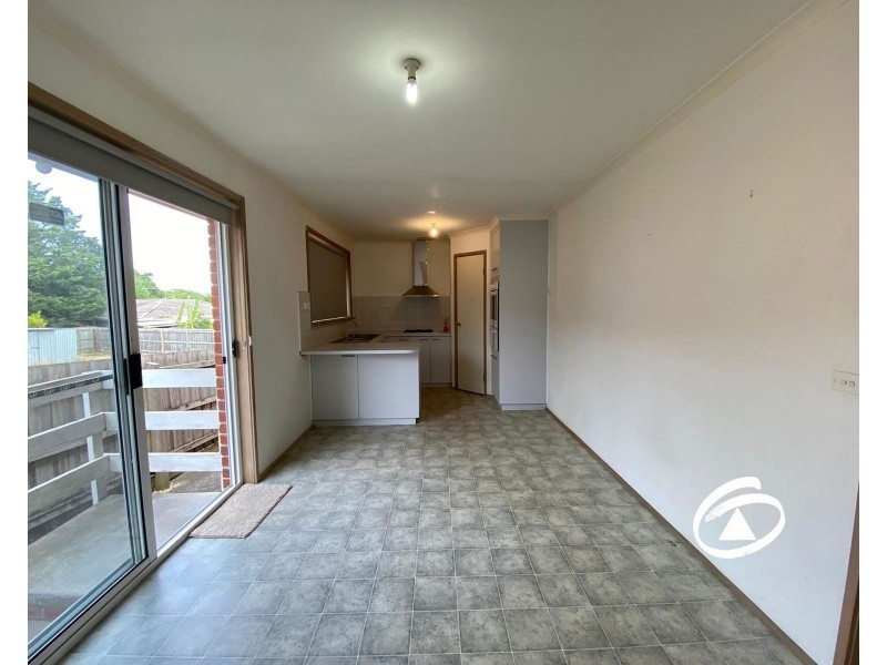 2/13 Shara Court, Narre Warren VIC 3805