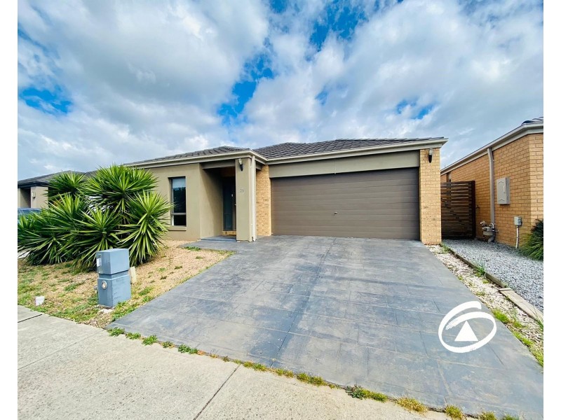 25 Celestine Drive, Officer VIC 3809