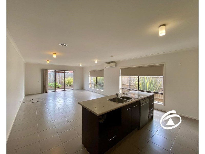 25 Celestine Drive, Officer VIC 3809