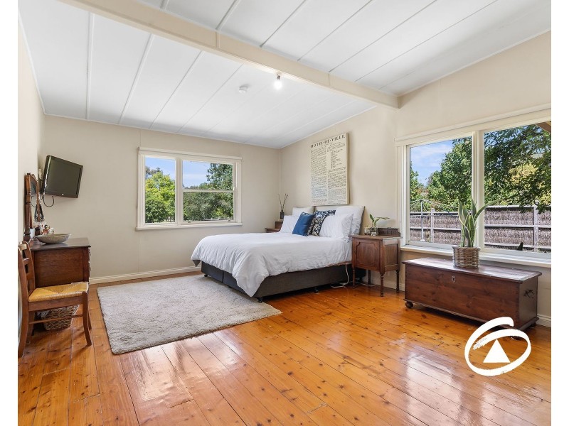 2 Ryan Road, Pakenham VIC 3810