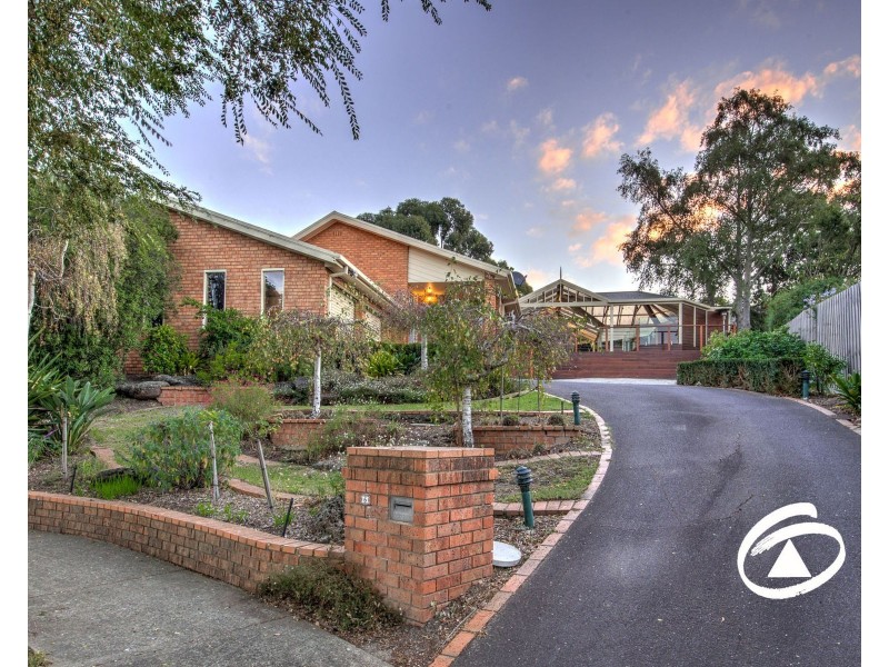 6 Gretel Place, Berwick VIC 3806