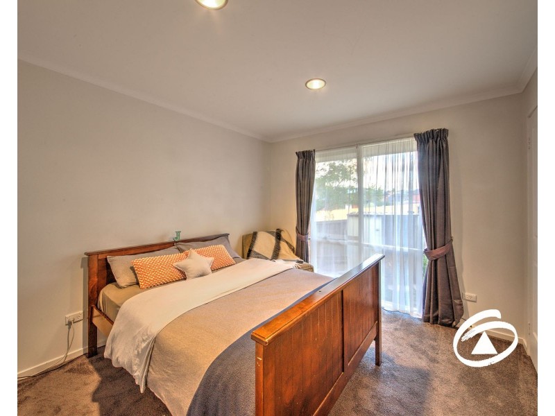 6 Gretel Place, Berwick VIC 3806