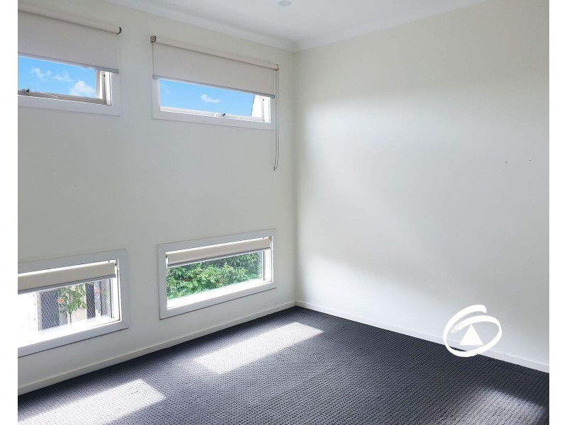 1/13 Grandview Avenue, Dandenong VIC 3175