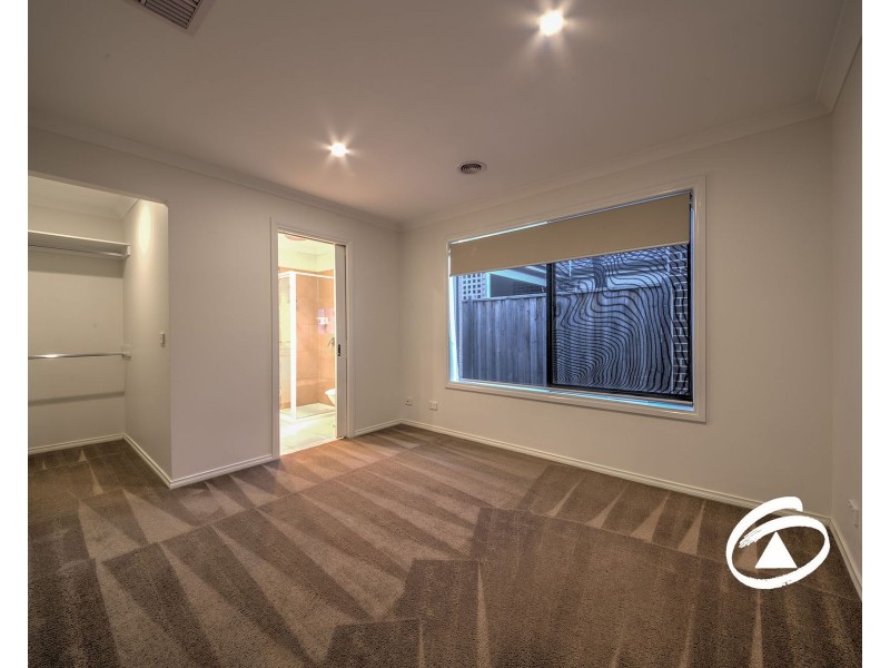 70 Frankland Street, Clyde North VIC 3978