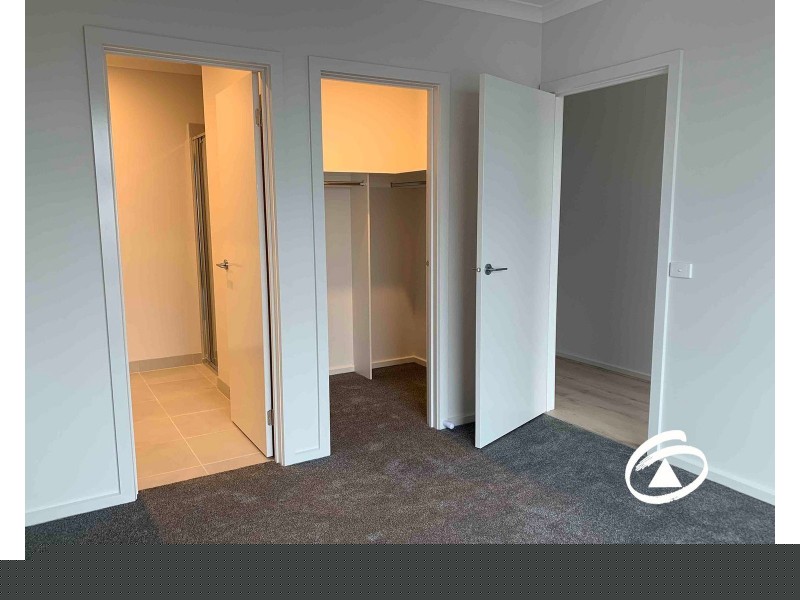 56 Leeson Street, Officer VIC 3809