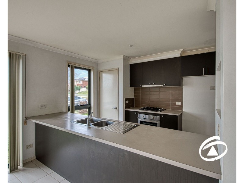 2 Stream Walk, Hallam VIC 3803