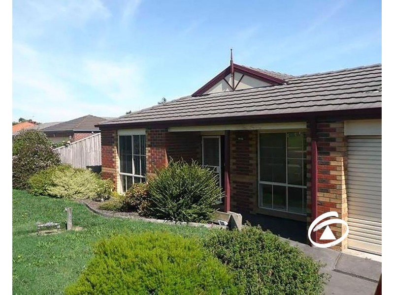 98 Bemersyde Drive, Berwick VIC 3806