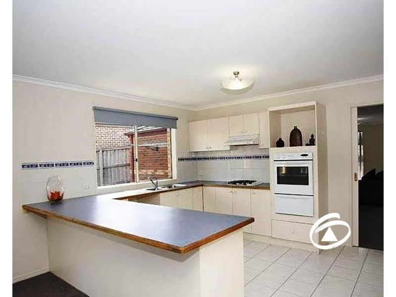 98 Bemersyde Drive, Berwick VIC 3806