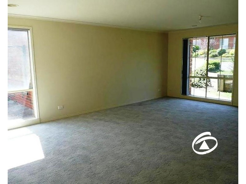 98 Bemersyde Drive, Berwick VIC 3806