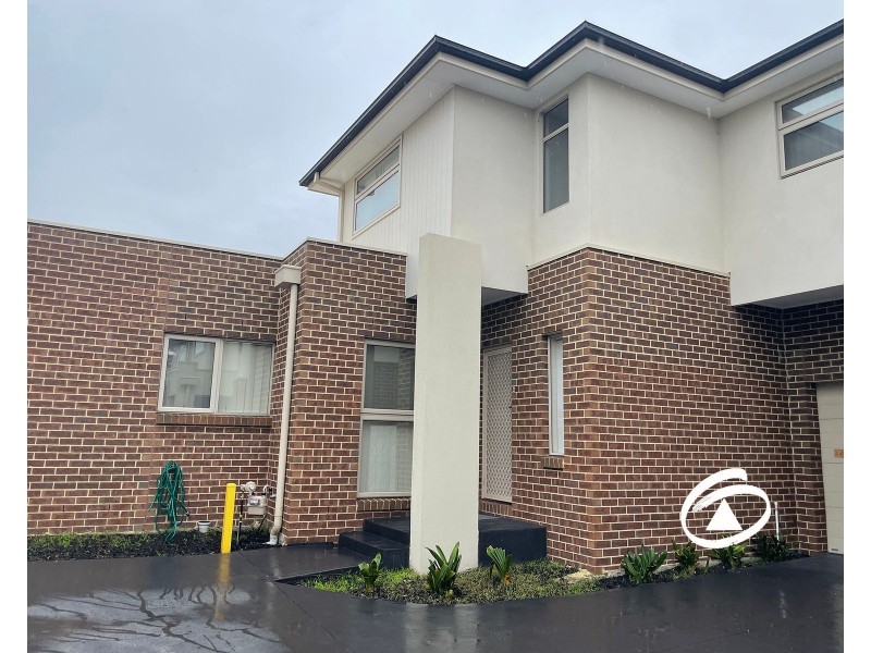 4/13 Edith Street, Dandenong VIC 3175