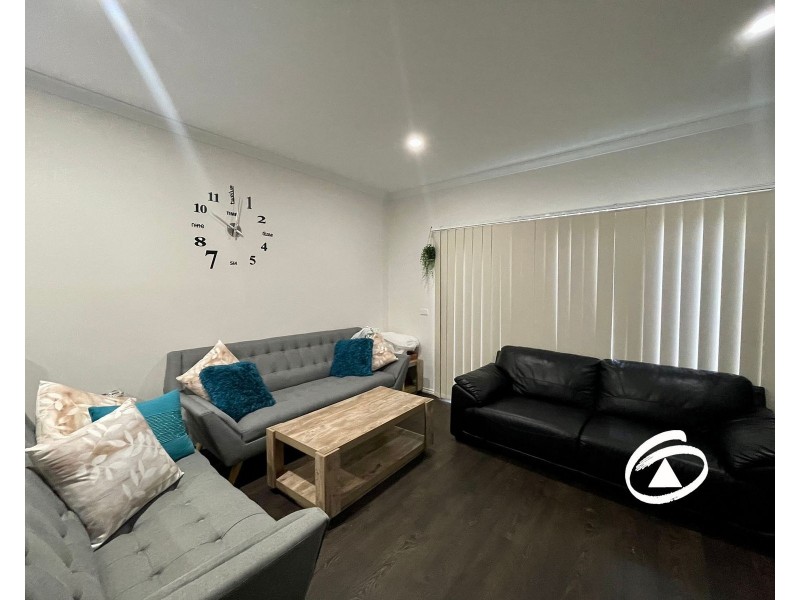 4/13 Edith Street, Dandenong VIC 3175