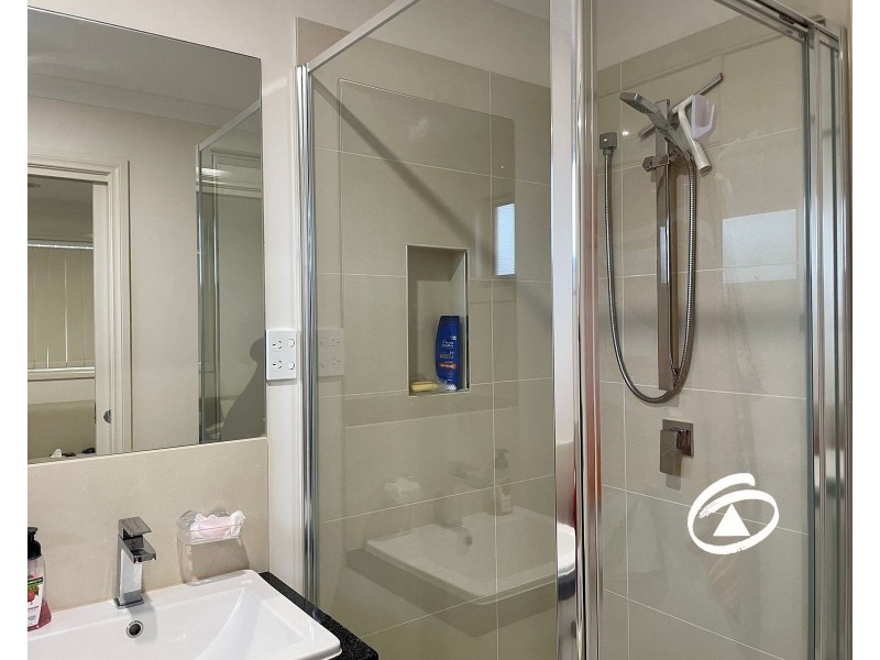 4/13 Edith Street, Dandenong VIC 3175