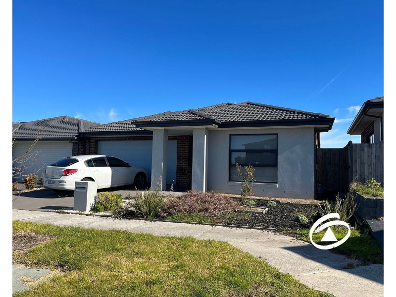 5 Viewbank Road, Clyde North VIC 3978