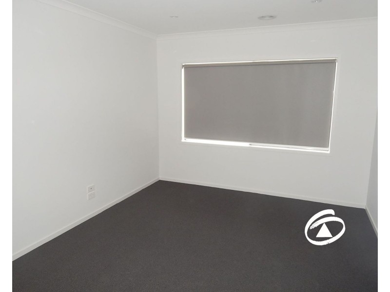 5 Viewbank Road, Clyde North VIC 3978