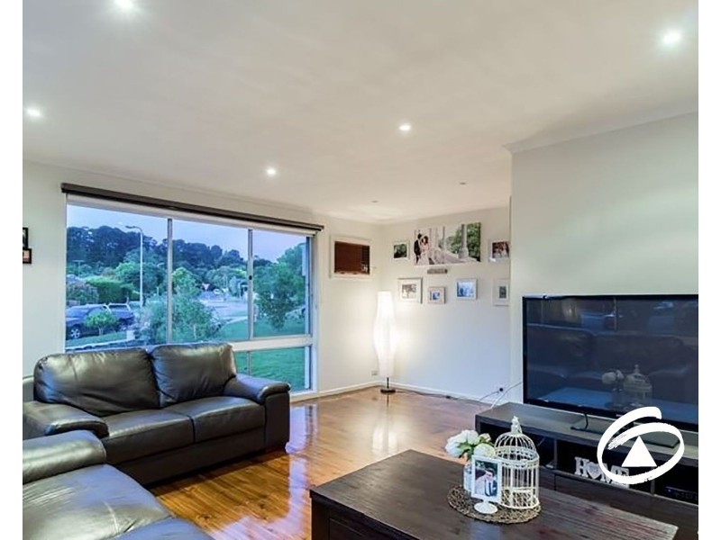 27 Mansfield Street, Berwick VIC 3806