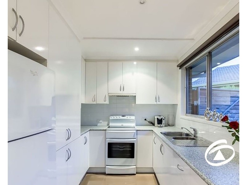 27 Mansfield Street, Berwick VIC 3806