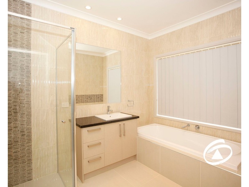 12 Avenview Drive, Narre Warren North VIC 3804