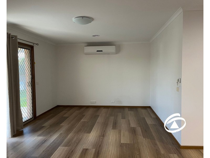 54 Pentland Drive, Narre Warren VIC 3805