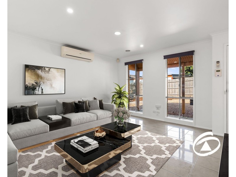 15 Cornell Place, Hampton Park VIC 3976