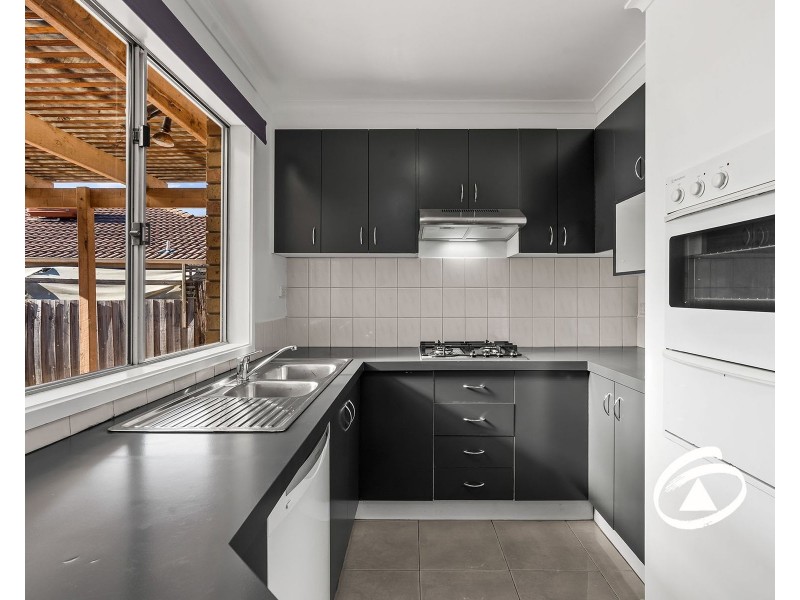 15 Cornell Place, Hampton Park VIC 3976