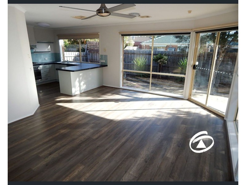 22 Tranter Square, Lynbrook VIC 3975