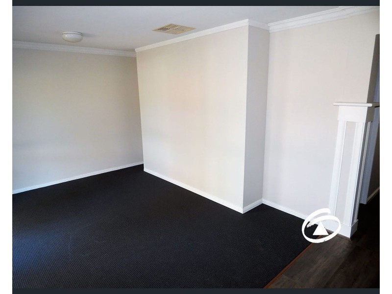 22 Tranter Square, Lynbrook VIC 3975