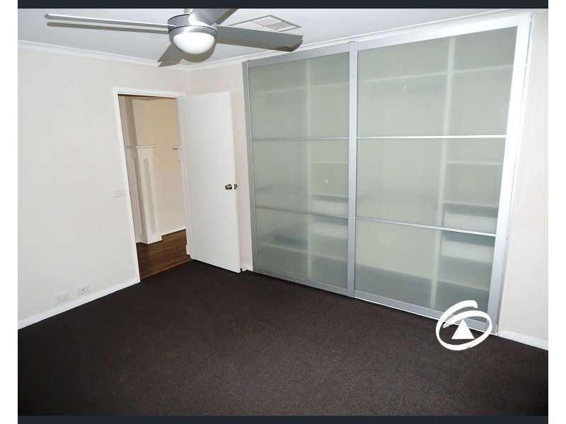 22 Tranter Square, Lynbrook VIC 3975