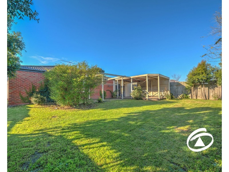 54 Beethoven Drive, Narre Warren South VIC 3805
