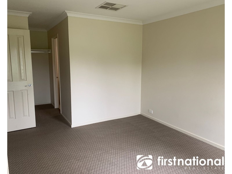2 Livida Circuit, Lyndhurst VIC 3975